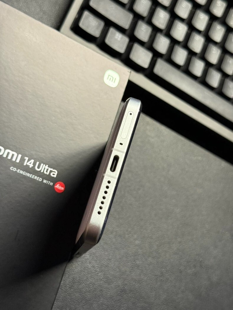 Xiaomi 14 Ultra 6.73" 512GB Snapdragon International version Unlocked Sealed Color Please note the color Storage Capacity 16GB+512GB - Image 3