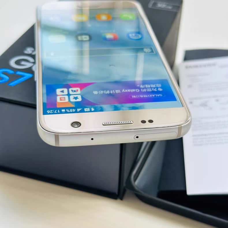 New Samsung Galaxy S7 G930F (Global) 4+32GB Sealed Unlocked Google Play Color Random Colors Storage Capacity G930F 32GB - Image 4