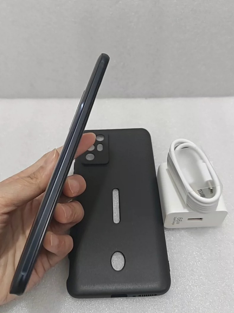 ZTE nubia RedMagic 6R 6.67" 64MP Qualcomm Snapdragon 888 5G 128GB/256GB Global storage 128GB 8GB RAM colors Black - Image 2