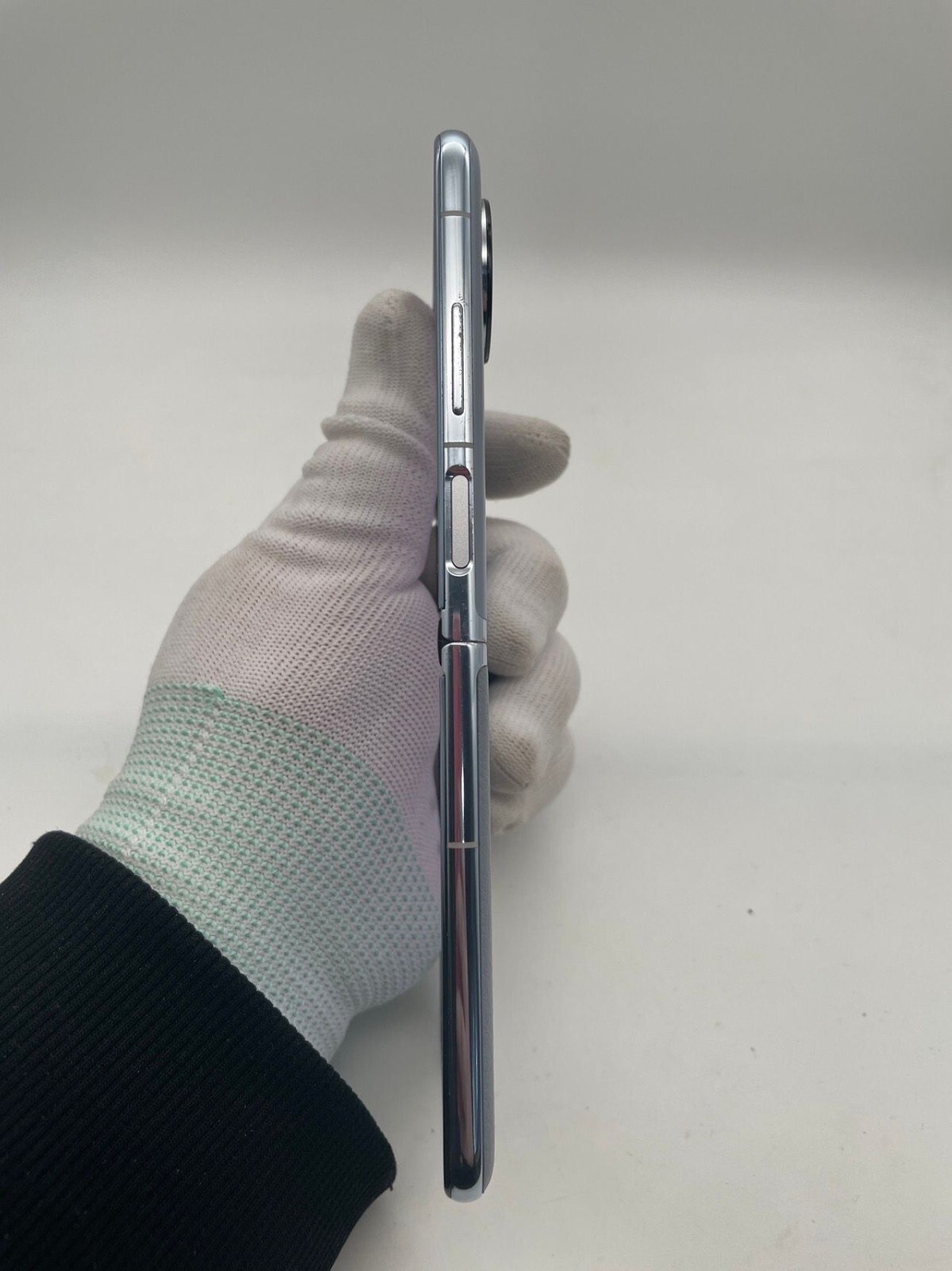 Huawei P50 Pocket 6.9" 40MP 512GB 12GB RAM HarmonyOS 2.0 Snapdragon 888 4G - Image 3