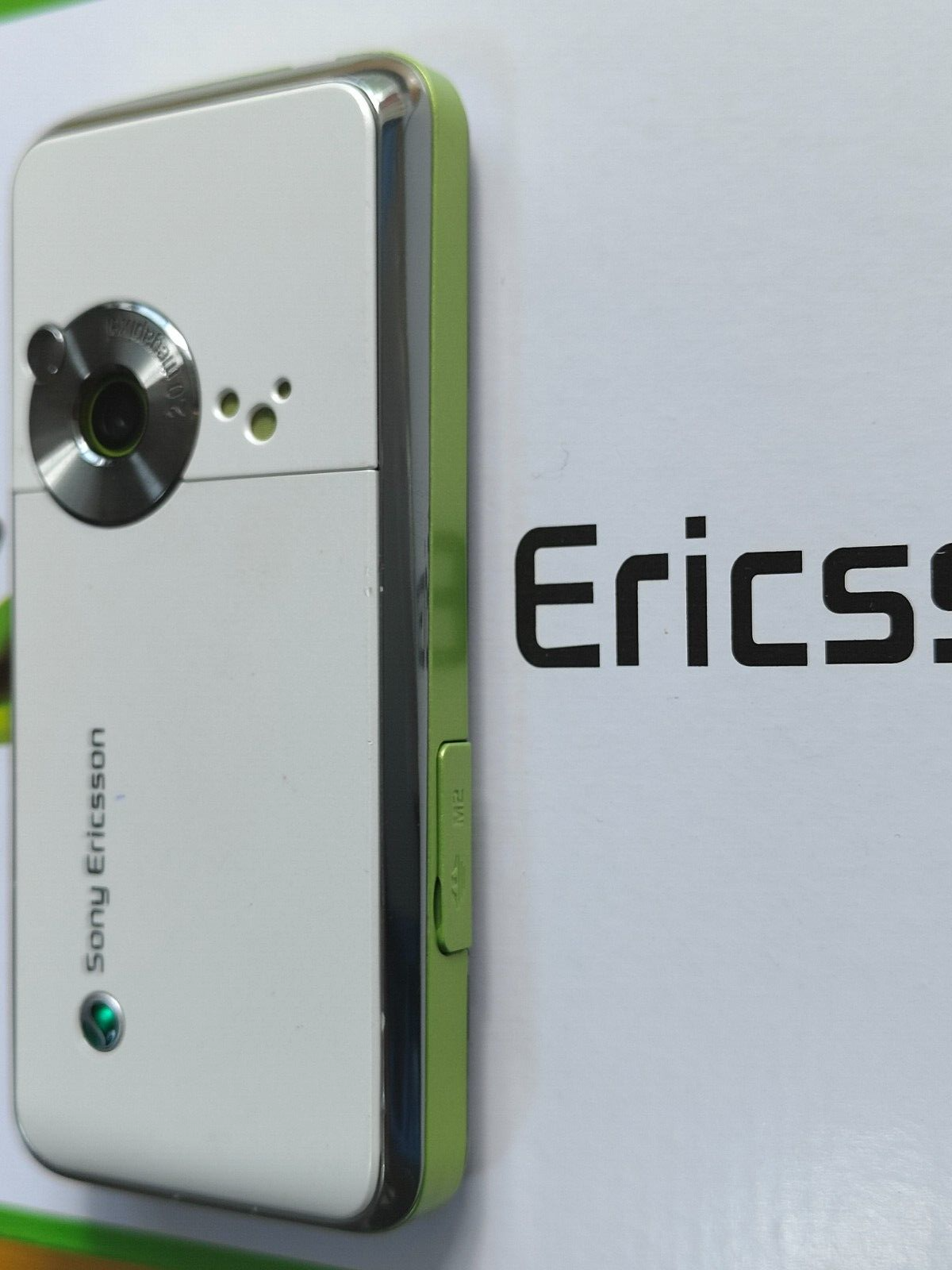 Original Unlocked Sony Ericsson K660 K660i 2G /3G HSDPA 2100 Mobile Phone 32 MB Battery 1*Battery Color White - Image 6