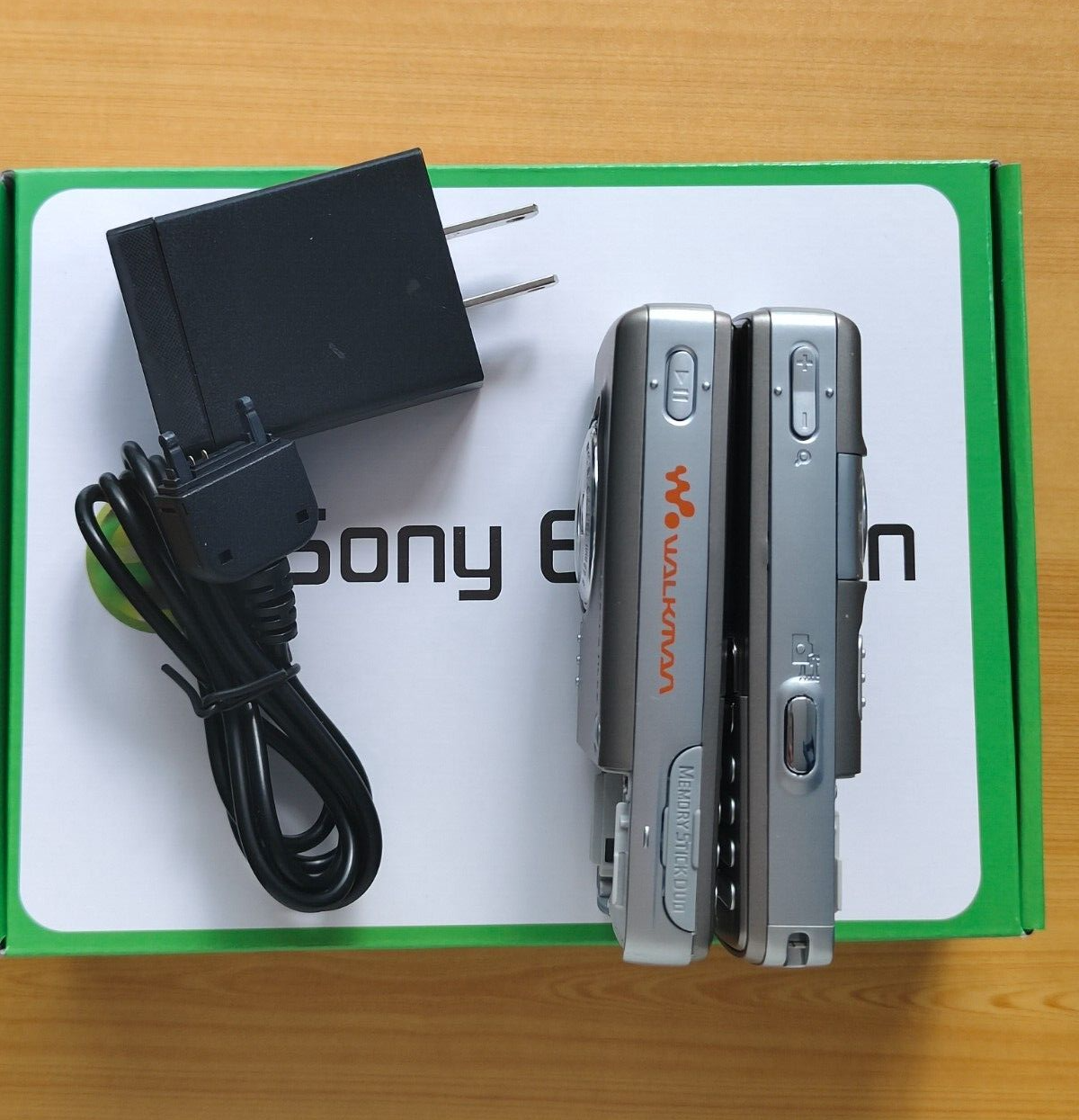 SONY ERICSSON W800i Walkman Sony FIRST EVER Walkman Mobile da Collezione Color Black - Image 4