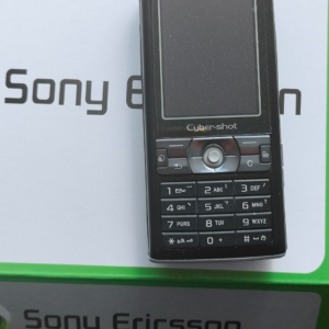 Working Sony Ericsson K790 K790i Fully UNLOCKED 2G Feature phone 2'' 3MP Battery 1*Battery Color Black