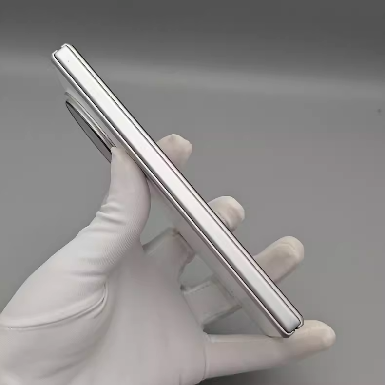vivo X Fold3 Pro 5G Foldable 8.03" 50MP Google Snapdragon 8 Gen 3 5700mAh Storage 12+256GB Color Random color - Image 4