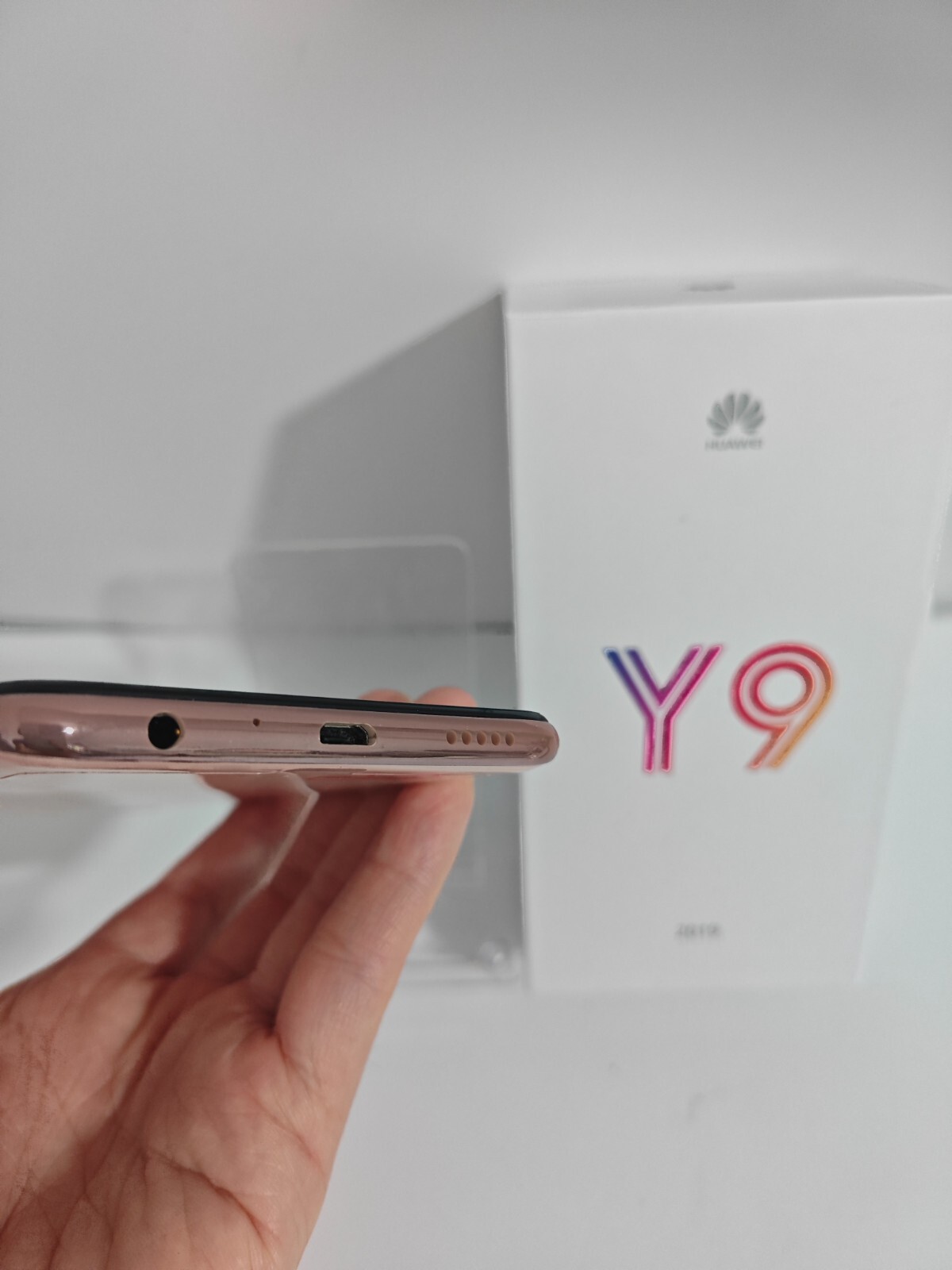 Huawei Y9 (2019) 6.5"13MP128GB Unlocked google play (Global) Android Sealed Storage Capacity 128GB colors random color - Image 7