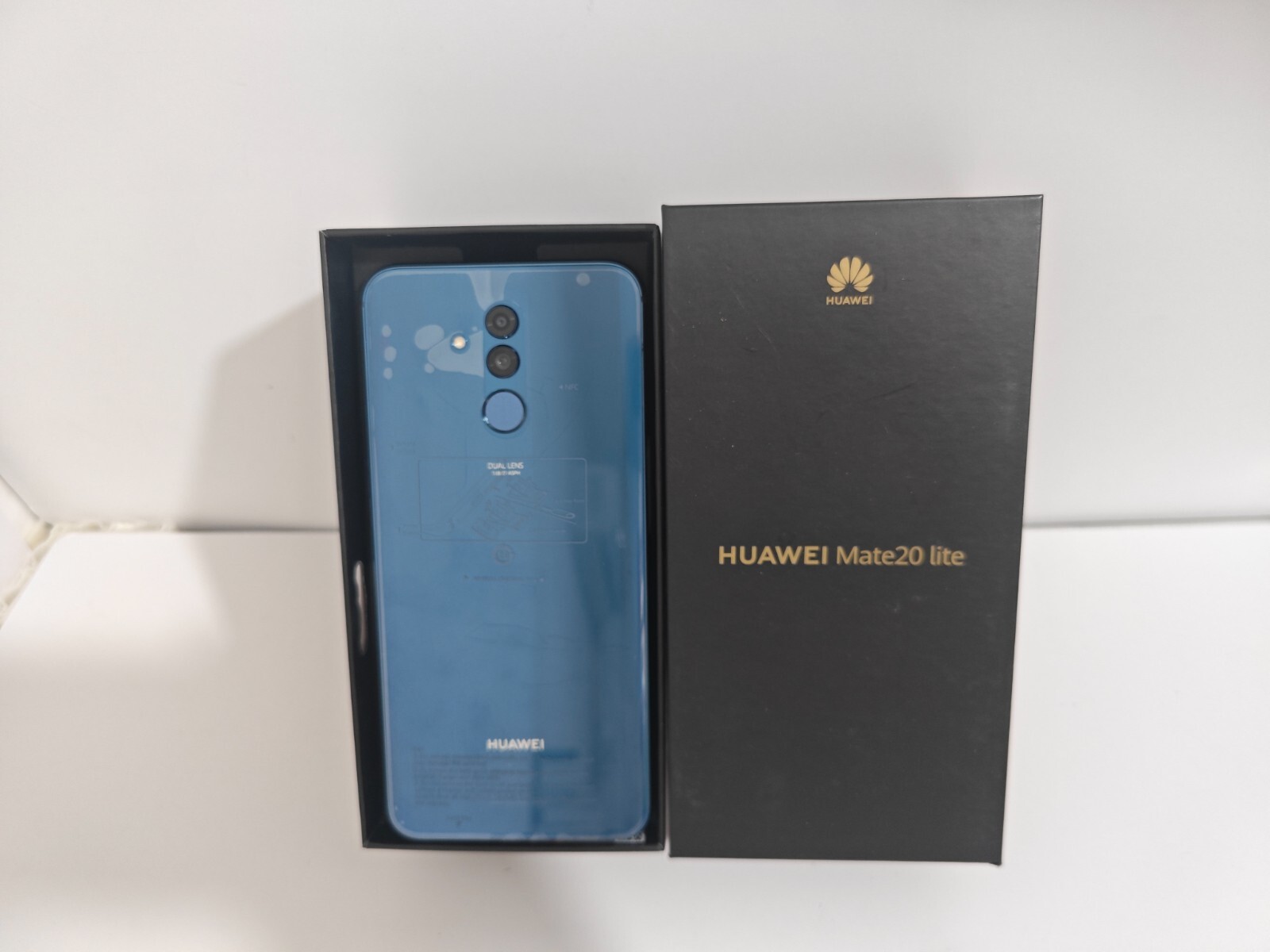 Huawei mate 20 lite 64GB Unlocked google play (Global) Android all colors Sealed - Image 4