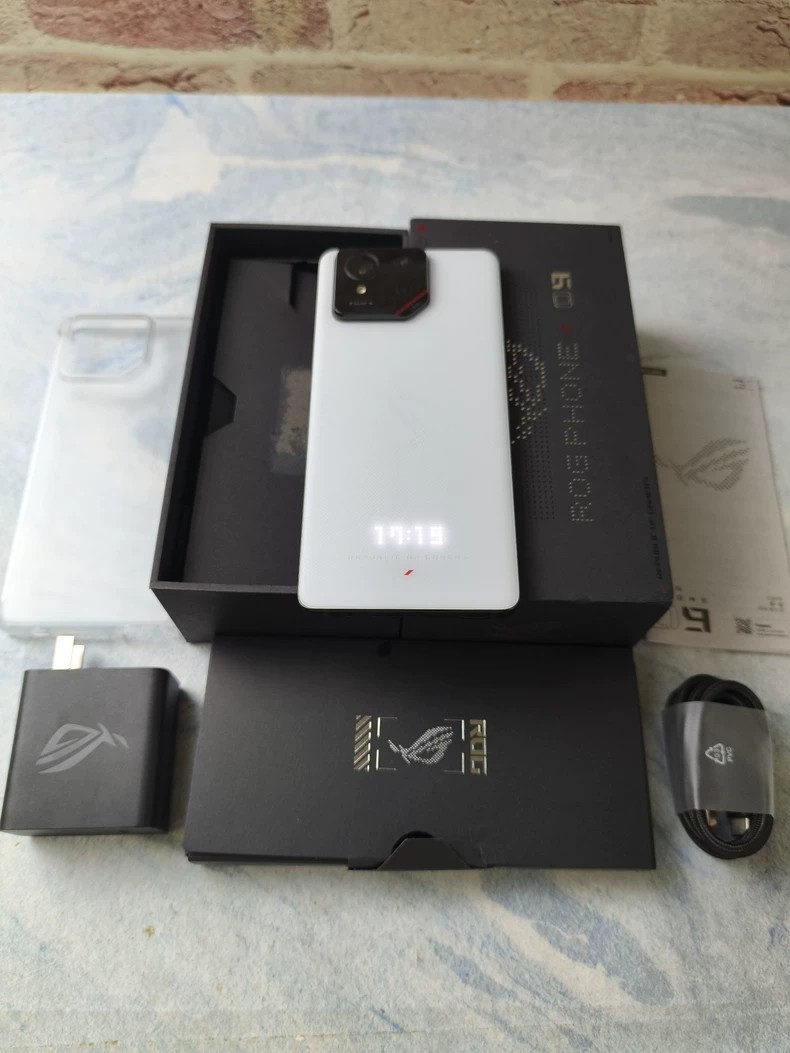 Asus ROG Phone 9 5G Qualcomm Snapdragon 8 Elite Android unlocked Game phone storage 512GB 12GB RAM colors Storm White - Image 4