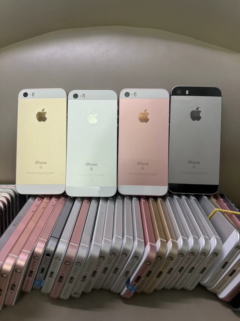 Apple iPhone SE 1st 128GB All colors Unlocked IOS15 Free shipping Storage Capacity 128G Colors Rose Gold