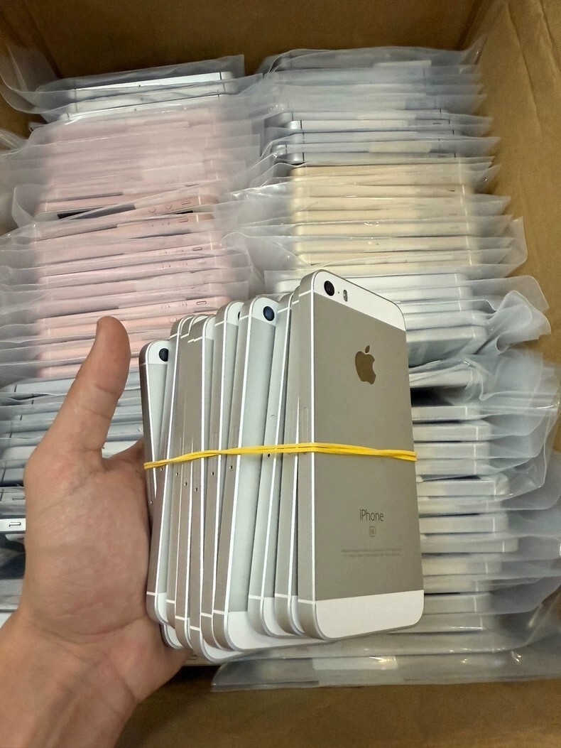 Apple iPhone SE 1st 128GB All colors Unlocked IOS15 Free shipping Storage Capacity 128G Colors Rose Gold - Image 4