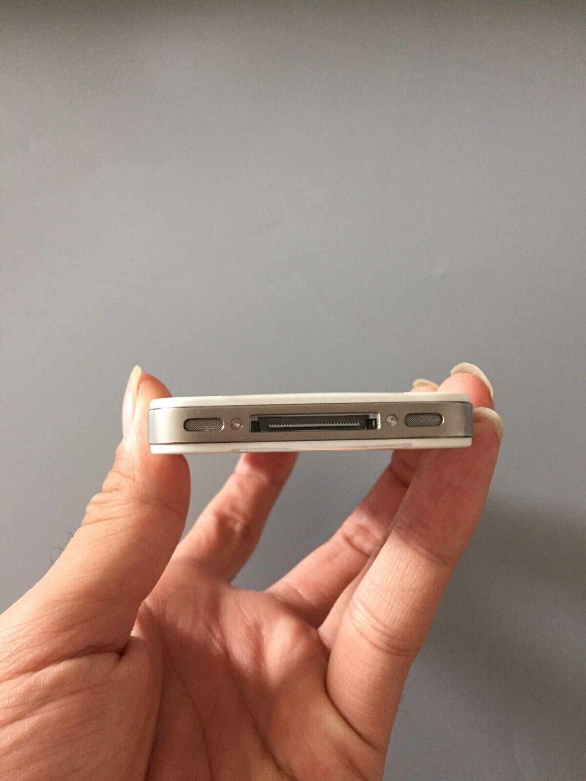Apple iPhone 4 4S -8/ 16/32GB - White Black (Unlocked) IOS used smartphone cheap Storage Capacity: 32GB Model Apple iPhone 4s colors black - Image 5