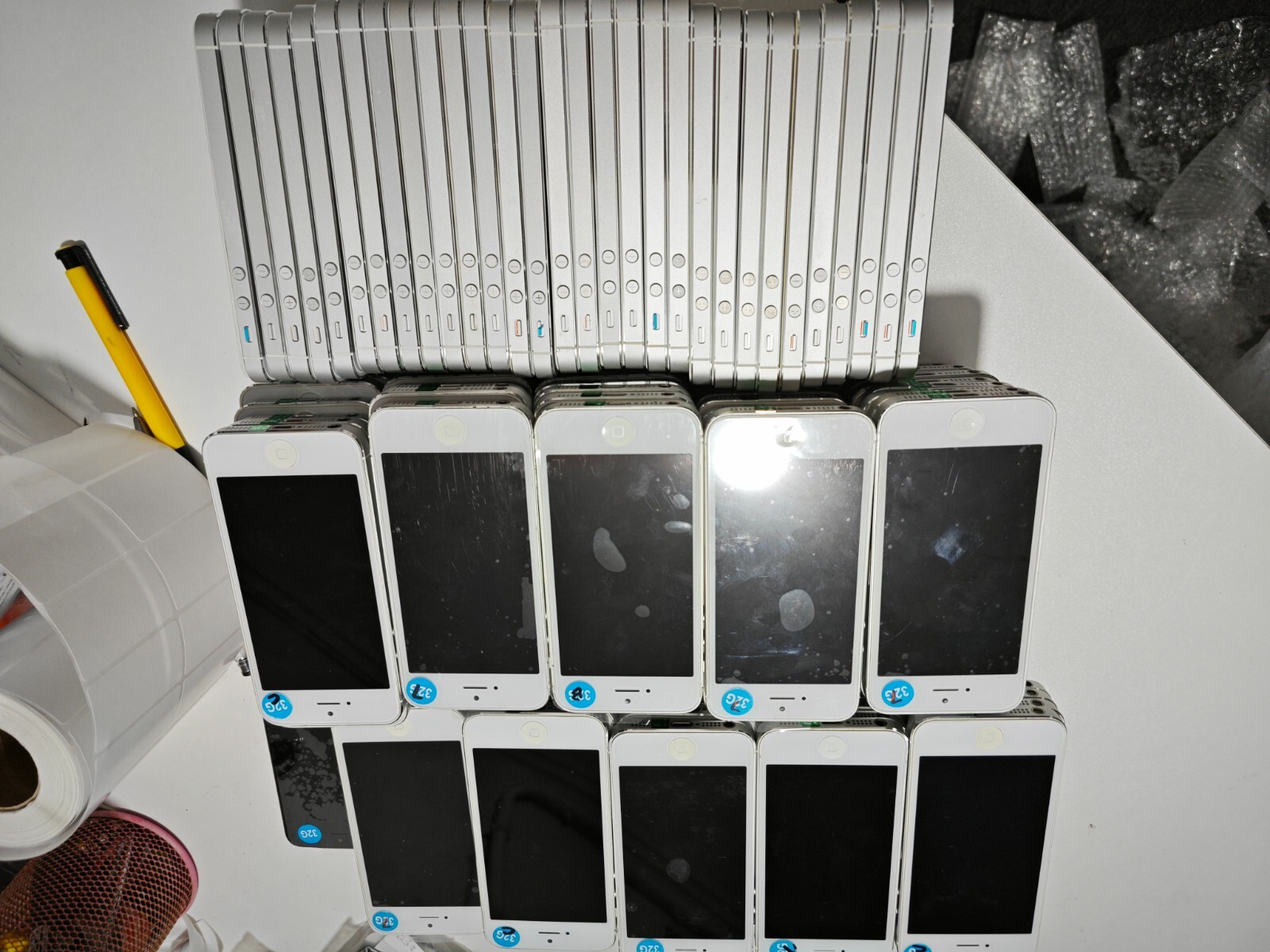 📱 Apple iPhone 5 16GB - Unlocked Grade A+ Condition wholesaler 📱 storage 16GB - Image 5