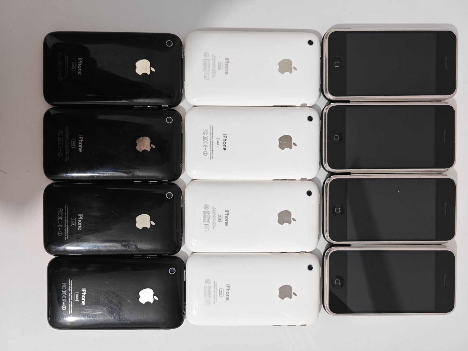wholesale Original Unlocked Apple iPhone 3G 3GS 8/16/32GB usedphone Grade B Storage 32GB Model Number 3GS colors white