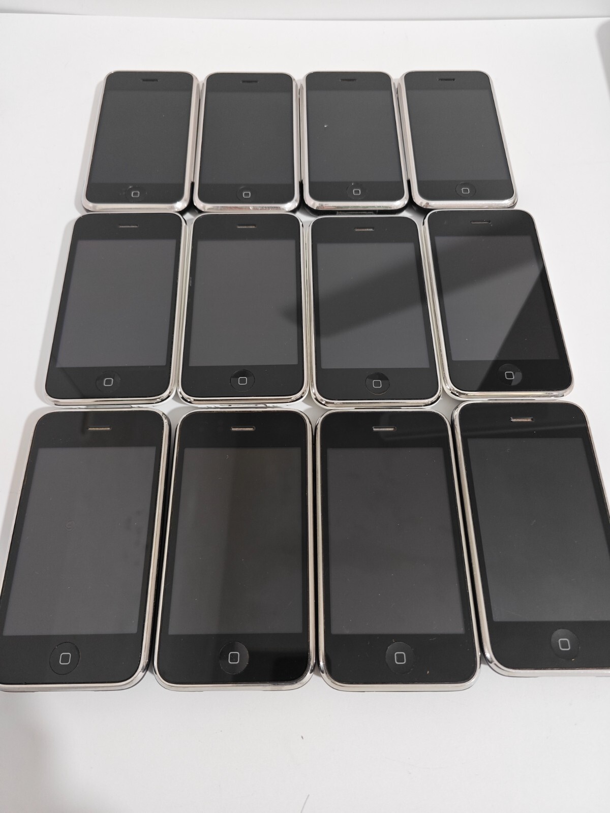 wholesale Original Unlocked Apple iPhone 3G 3GS 8/16/32GB usedphone Grade B Storage 32GB Model Number 3GS colors white - Image 12