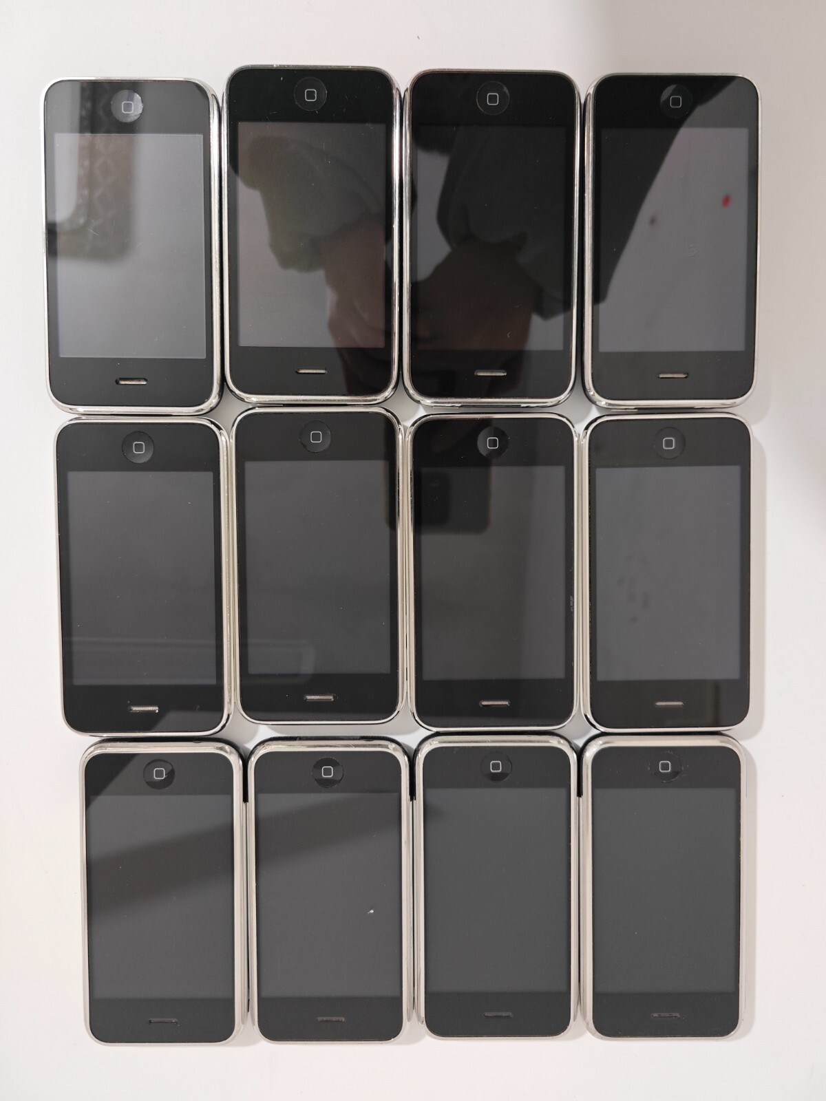 wholesale Original Unlocked Apple iPhone 3G 3GS 8/16/32GB usedphone Grade B Storage 32GB Model Number 3GS colors white - Image 15