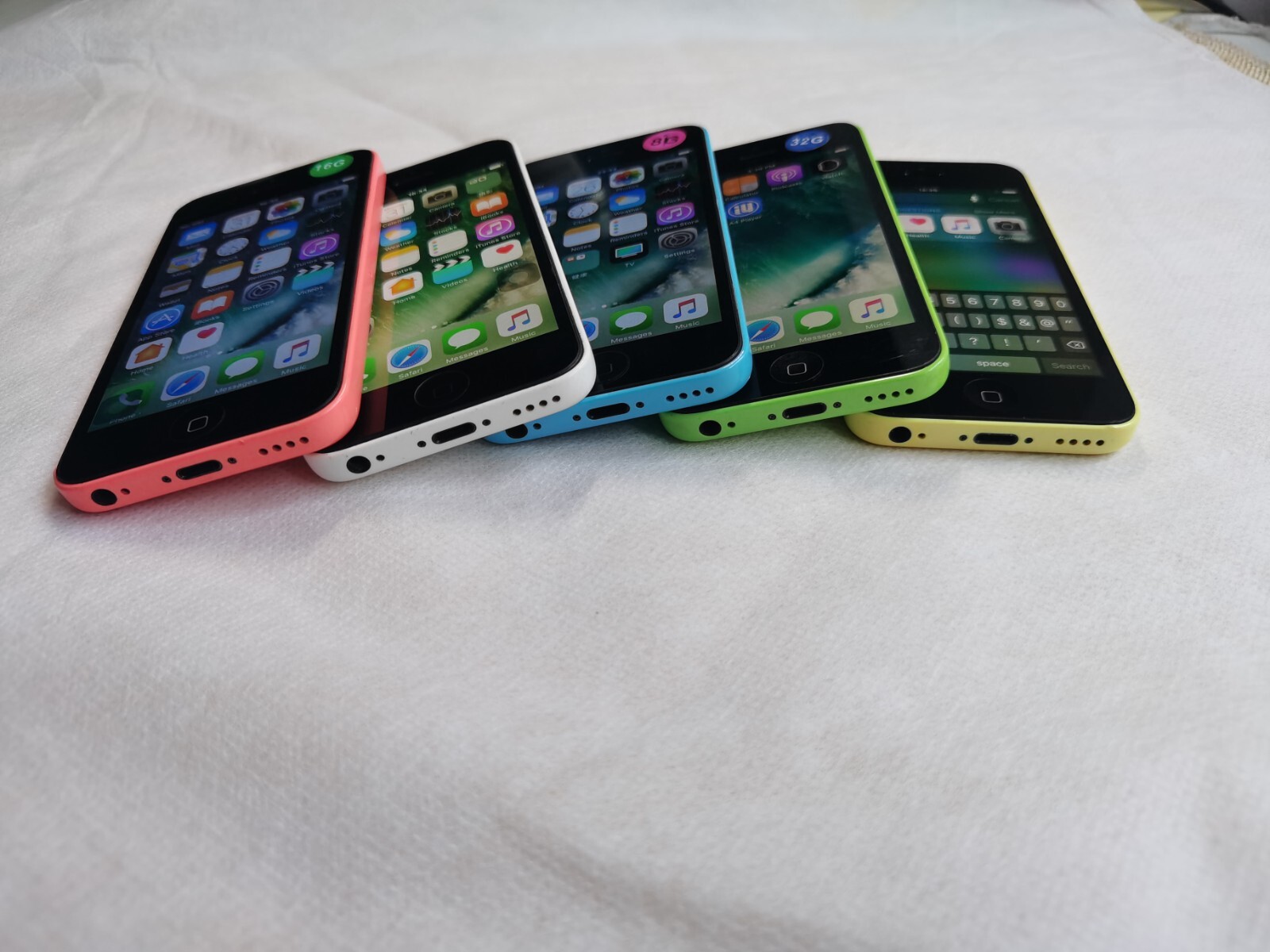 Tested work 100% Apple iPhone 5c - 8/16/32GB - random color Color Green Storage Capacity 8 GB - Image 2