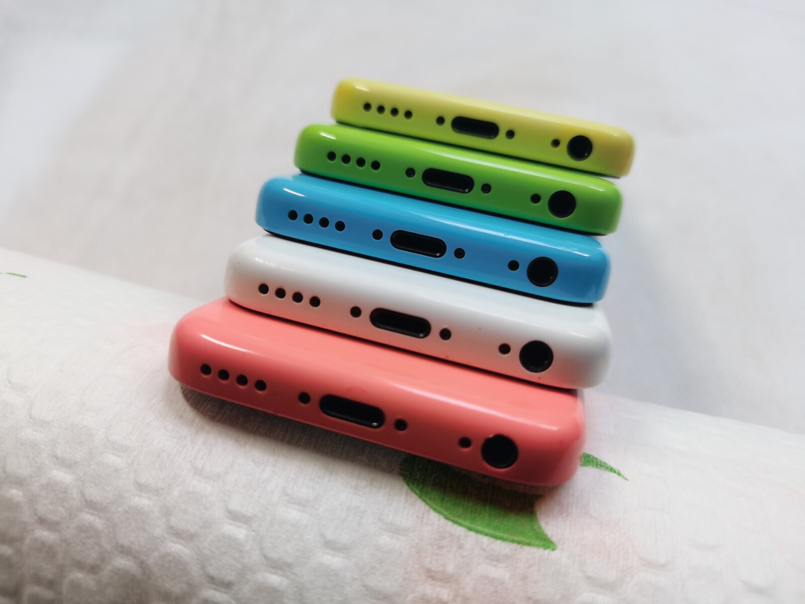 Tested work 100% Apple iPhone 5c - 8/16/32GB - random color Color Green Storage Capacity 8 GB - Image 12