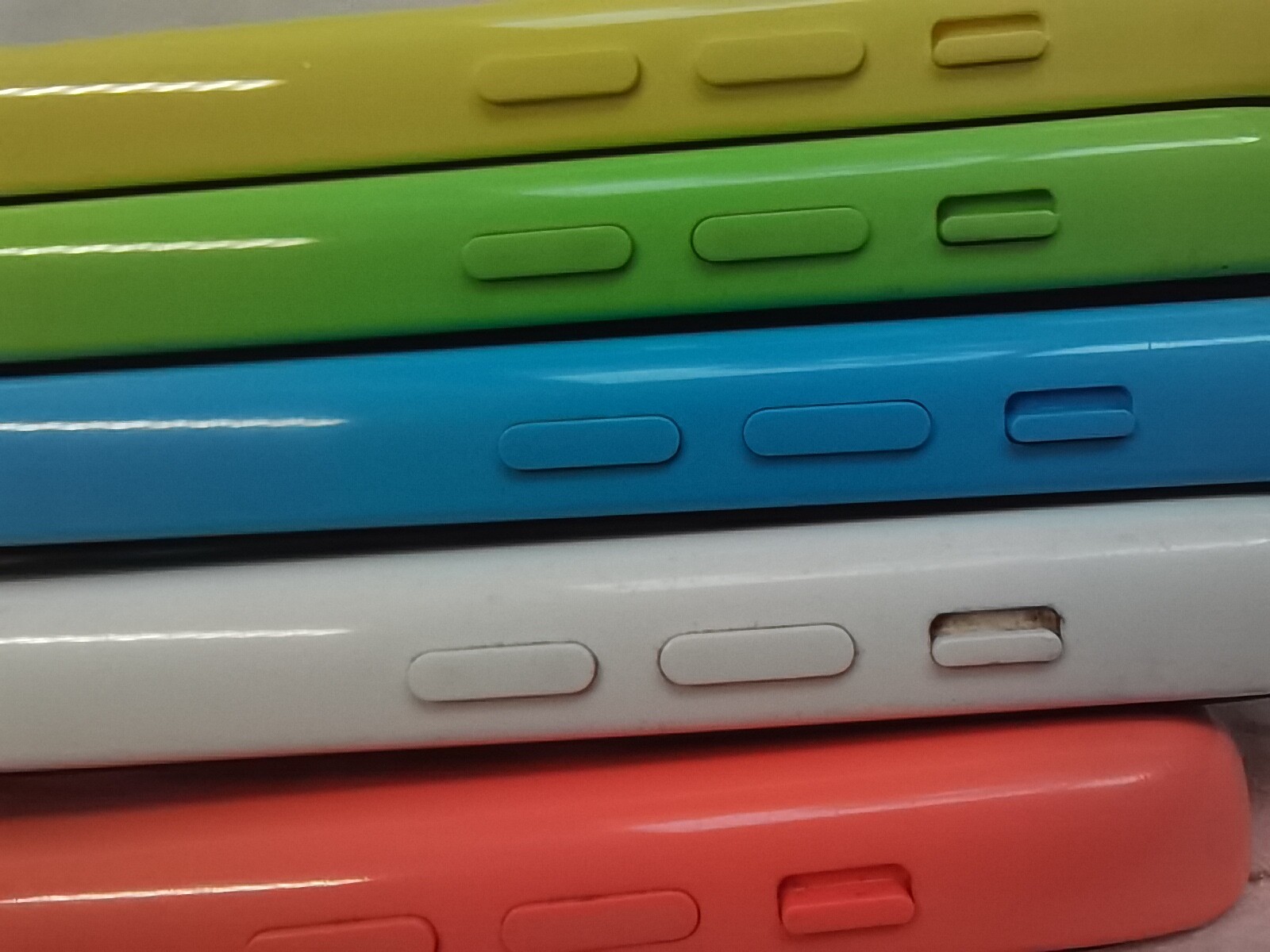 Tested work 100% Apple iPhone 5c - 8/16/32GB - random color Color Green Storage Capacity 8 GB - Image 13
