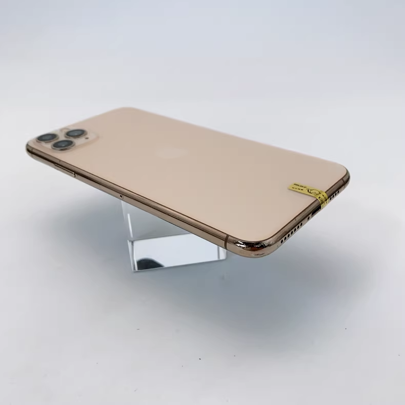 Apple iPhone 11 Pro Max 64/256GB - (Unlocked) - Great Condition Storage 256GB Color Please indicate the color you require - Image 4