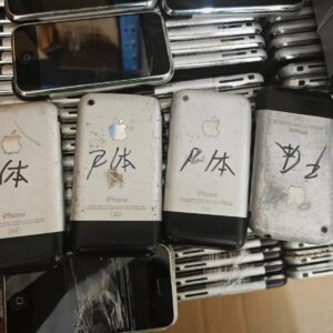 Apple iPhone 1st Generation 2G 8GB iOS screen broken doesn't work storage 16GB