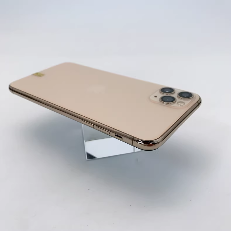 Apple iPhone 11 Pro Max 64/256GB - (Unlocked) - Great Condition Storage 256GB Color Please indicate the color you require - Image 7