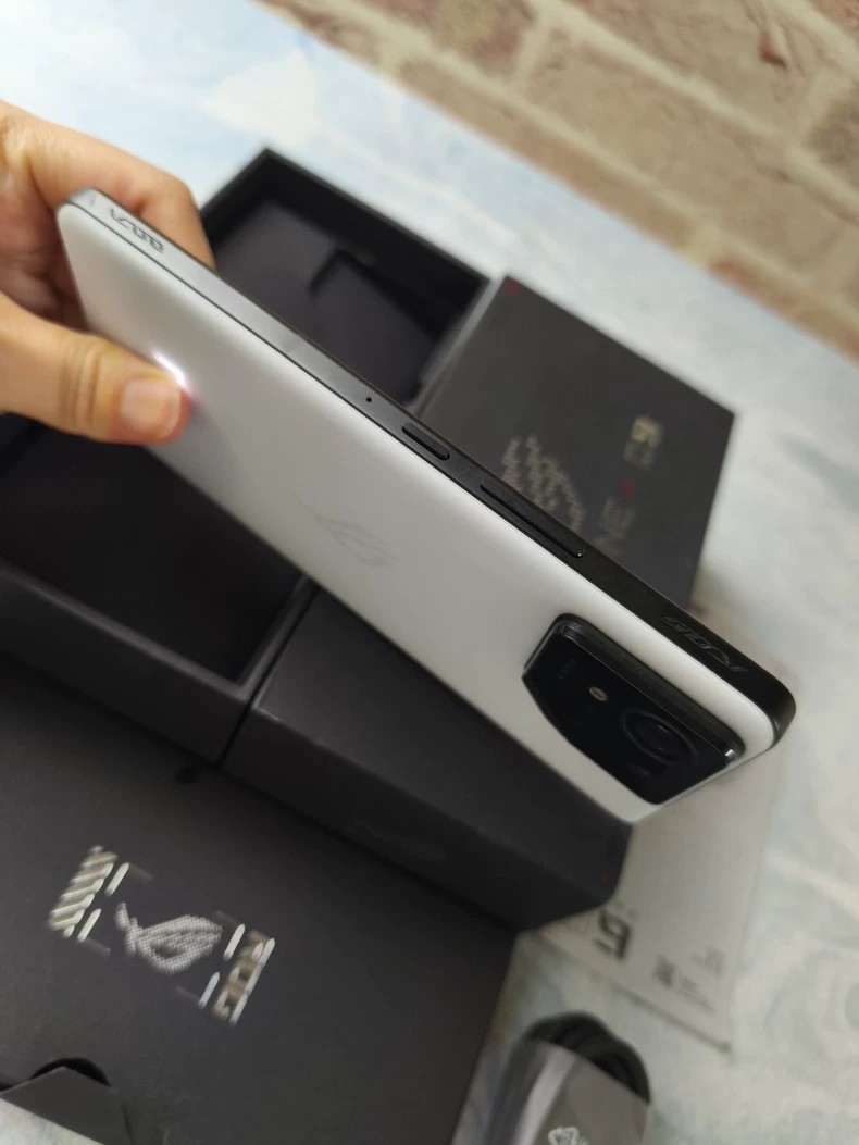 Asus ROG Phone 9 5G Qualcomm Snapdragon 8 Elite Android unlocked Game phone storage 512GB 12GB RAM colors Storm White - Image 8