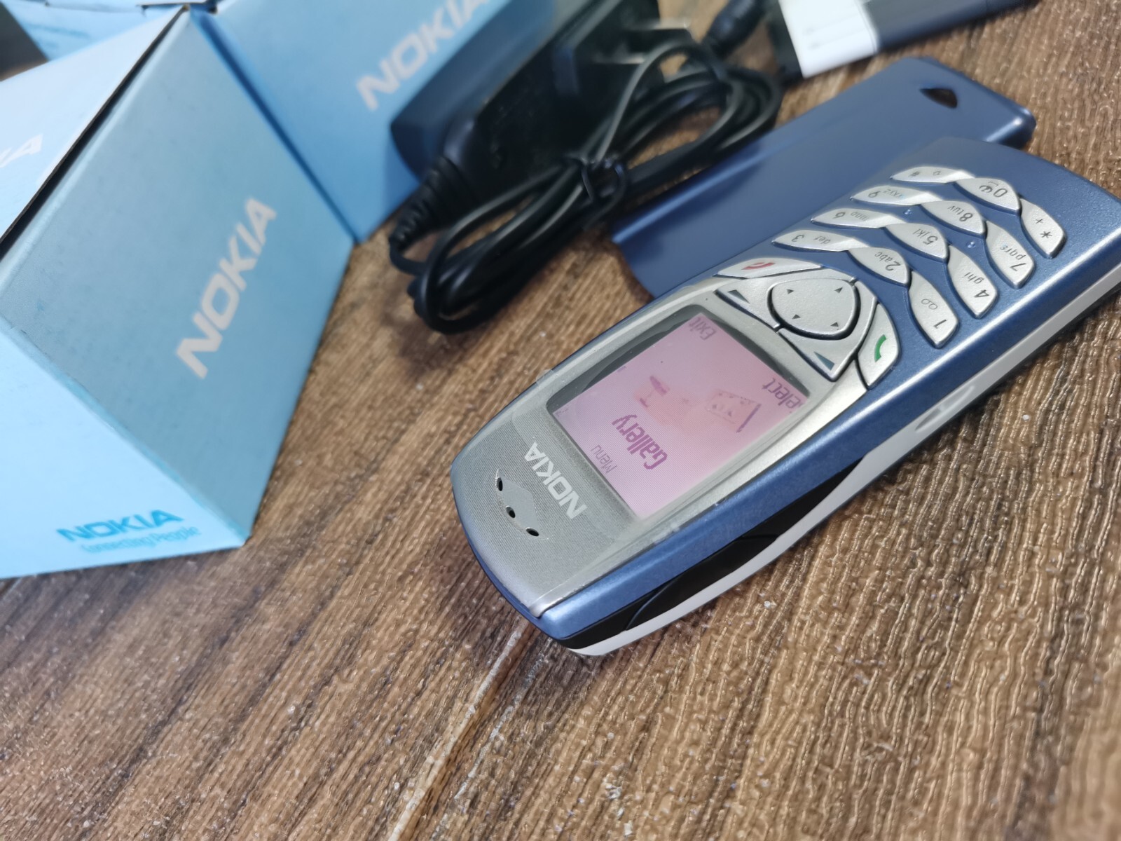 Nokia 6100 - blue (Unlocked) Original Mobile Phone - Image 5