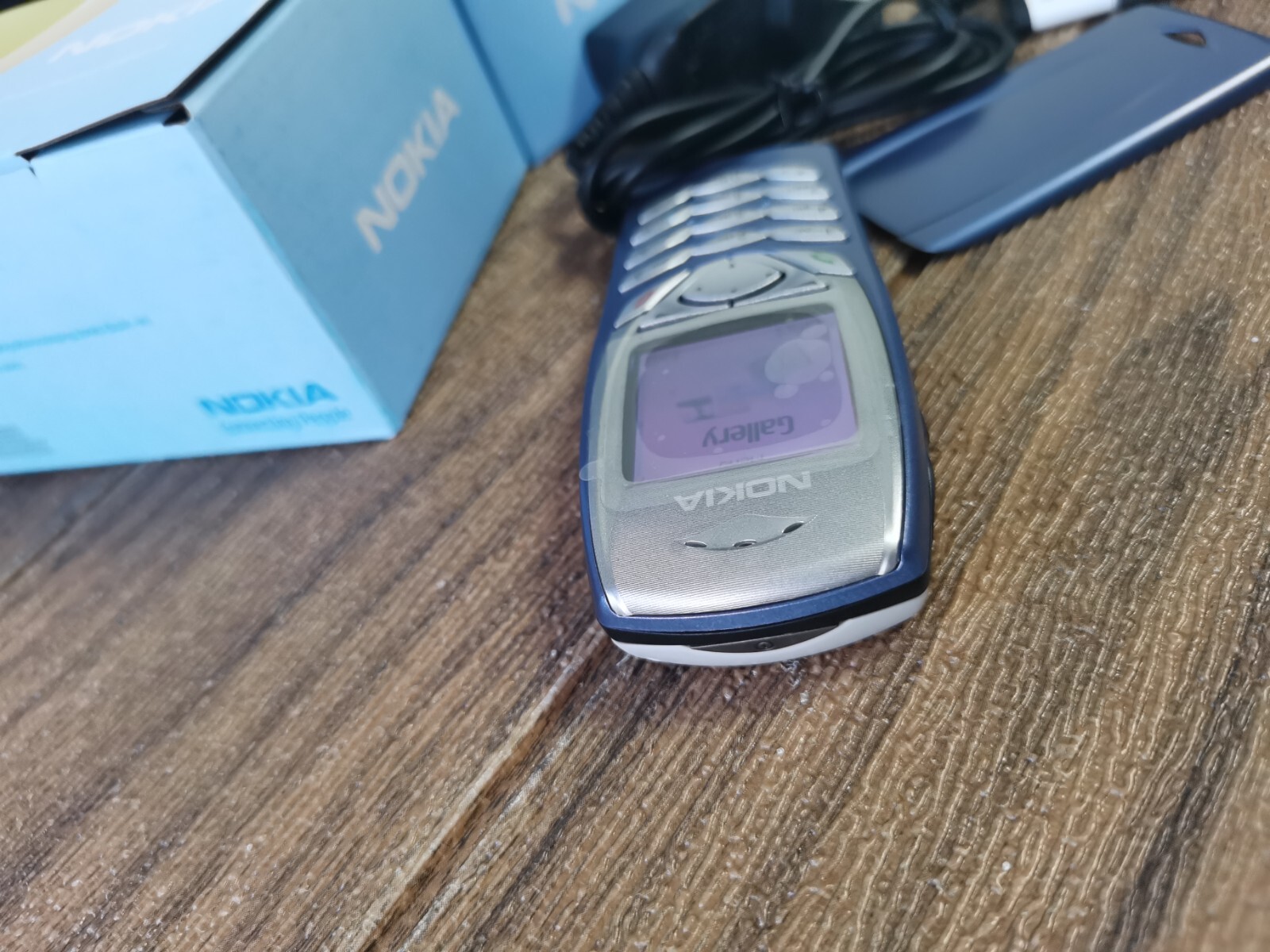 Nokia 6100 - blue (Unlocked) Original Mobile Phone - Image 6