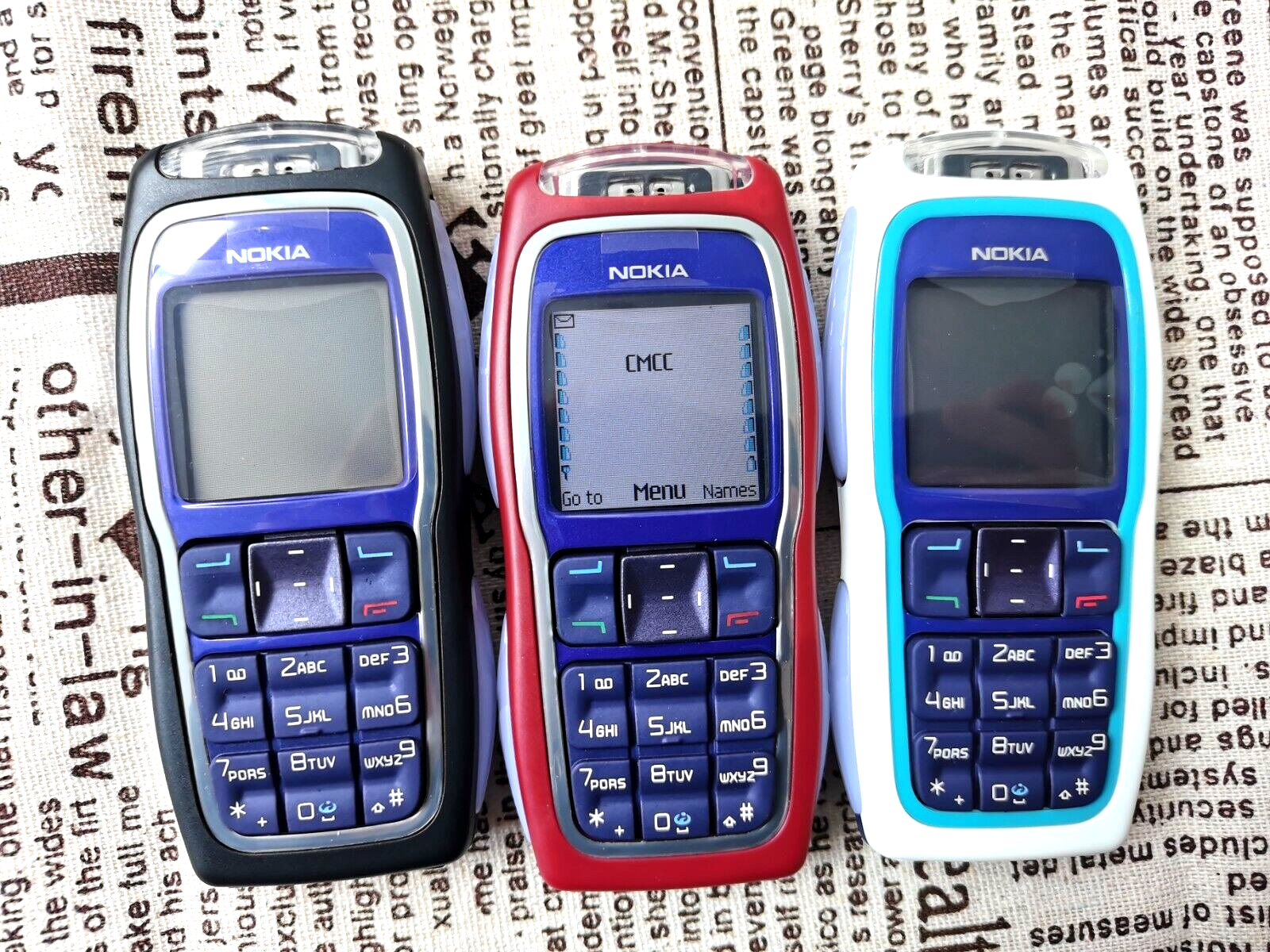 Nokia 3220 white blue red unlocked work with all sim cards keyboard phone