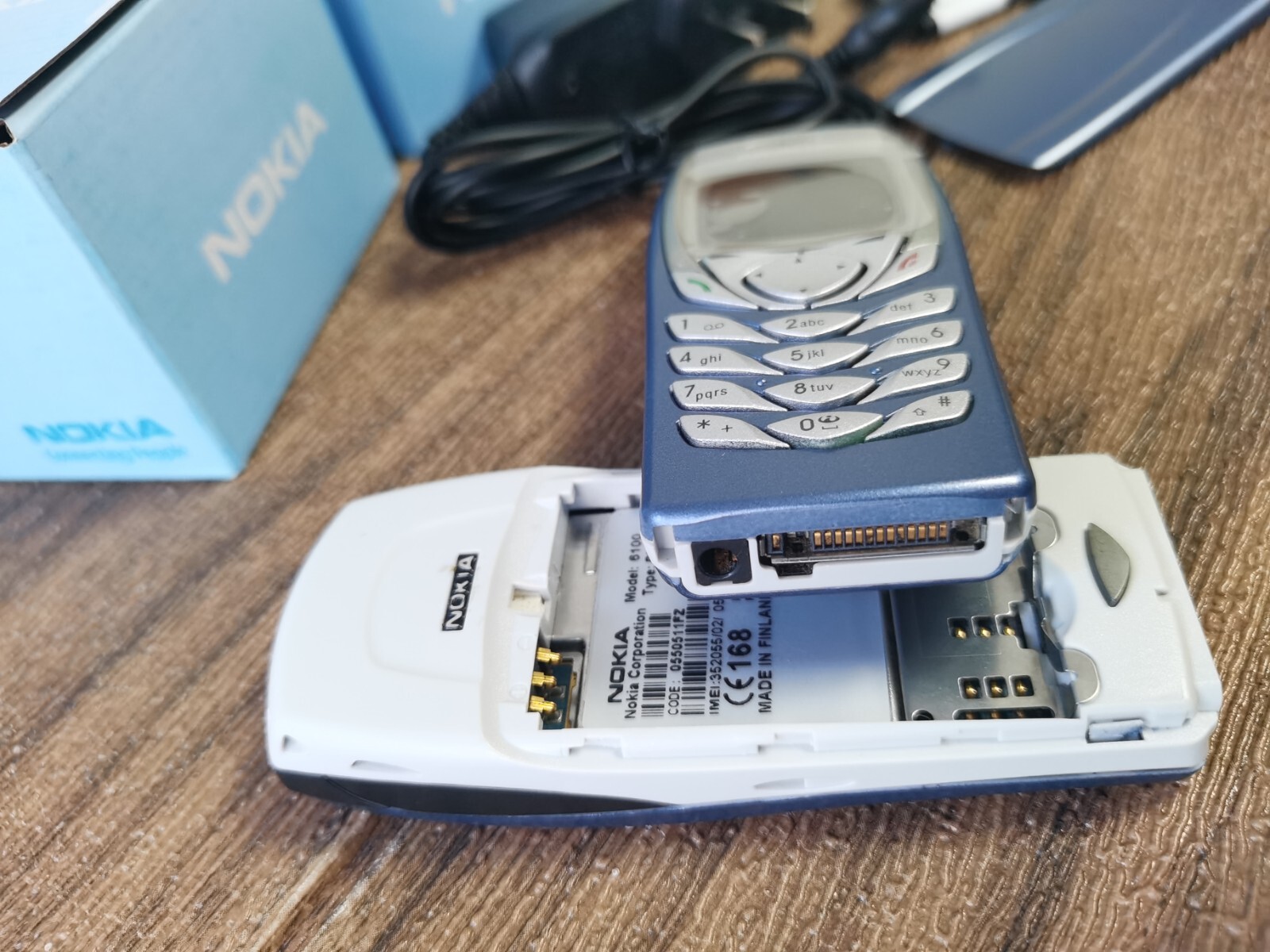 Nokia 6100 - blue (Unlocked) Original Mobile Phone - Image 13