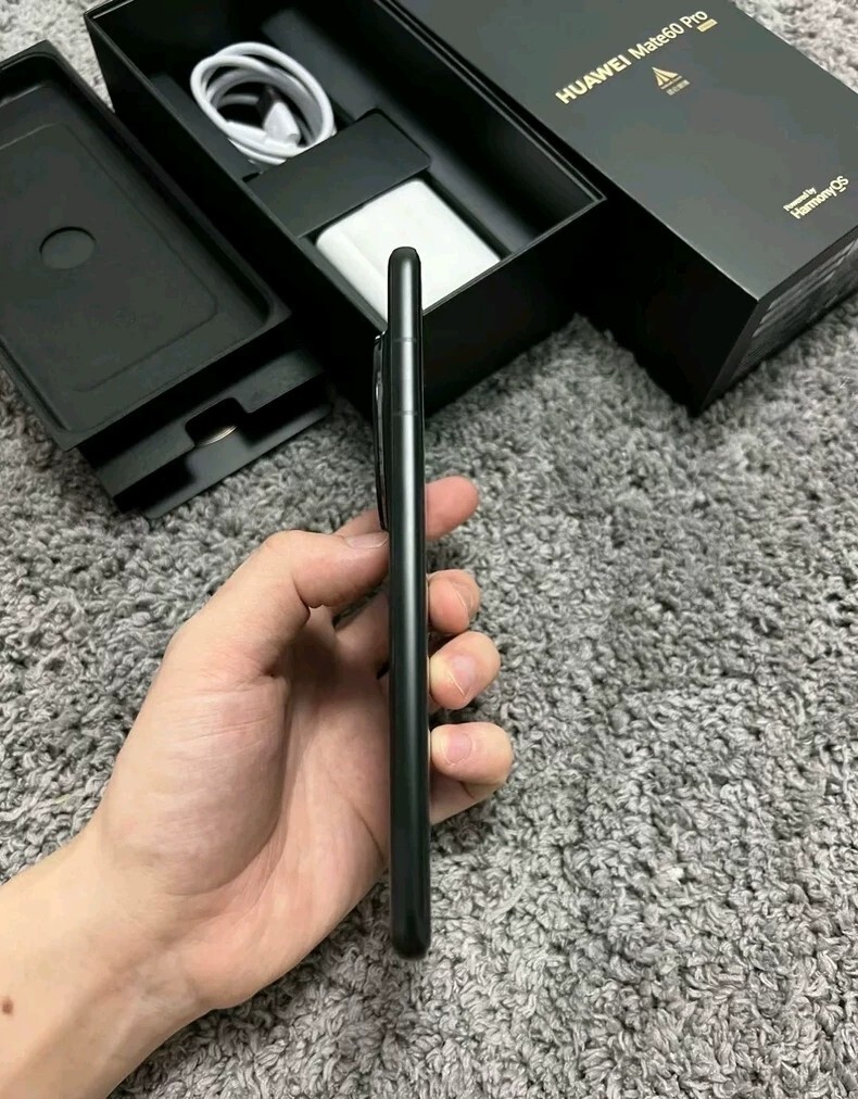 HUAWEI Mate 60 Pro 5G 6.82in 50MP 12+1TB Kirin 9000S HarmonyOS Google play Storage 1TB 12GB RAM - Image 7