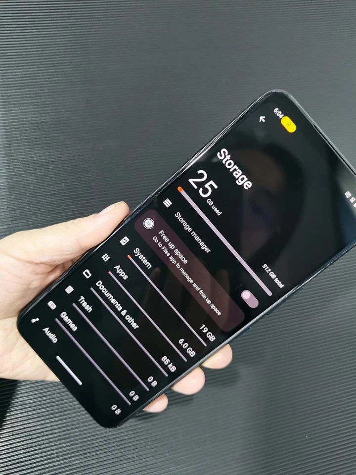Asus ROG Phone 6 Pro 6.78" 50MP 512GB 18GB RAM game phone Google play Global Charger Included Yes Storage Capacity 512GB 18GB RAM - Image 5
